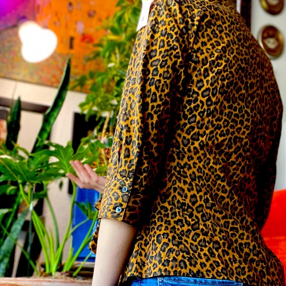 Express brand leopard blouse shirt - Picture 2 of 9